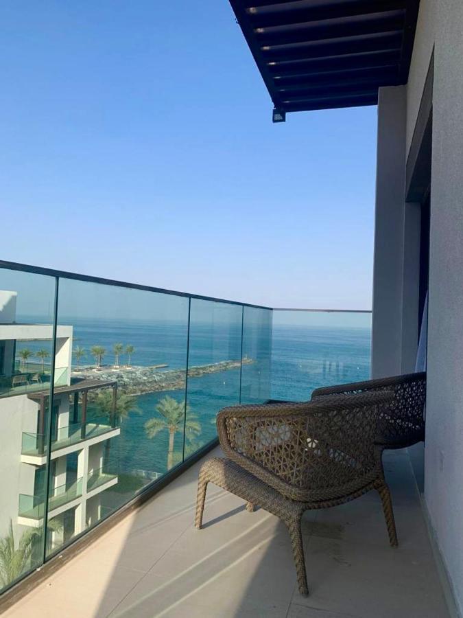 Ocean Mountain View Apartment At The Address Fudzsejra Kültér fotó