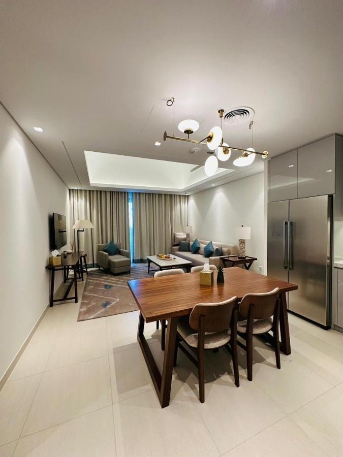 Ocean Mountain View Apartment At The Address Fudzsejra Kültér fotó